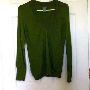 AnnTaylor V neck sweater top